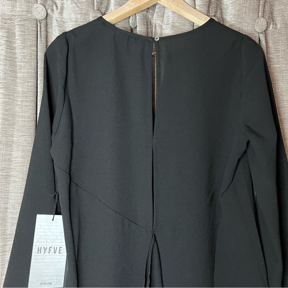 NWT Hyfve Black Long Sleeve Ruffle Back Tunic Blouse Size Medium - Picture 10 of 16